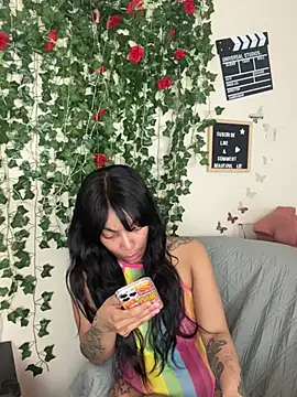Snapshot of butterflybootyy chatting on 02.28.25 butterflybootyy online show from 02.28.25