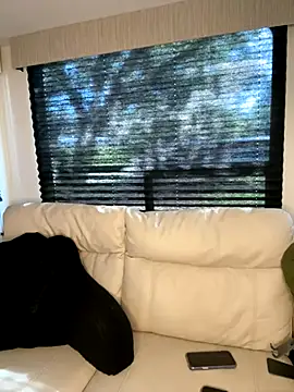 Snapshot of butterflybootyy chatting on 09.19.25 butterflybootyy online show from 09.19.25