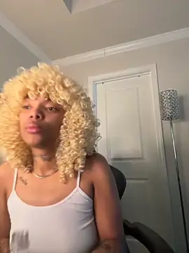 butterflybootyy online show from 12.21.25