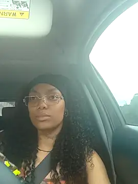 butterflybootyy online show from 04.28.26