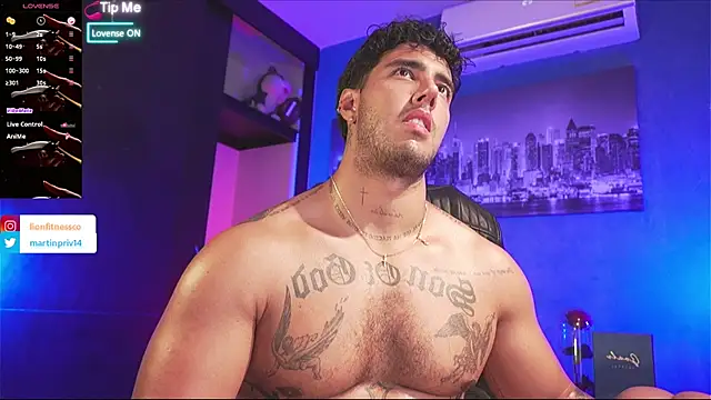 Snapshot of JACOB_MARTINS chatting on 12.17.25 JACOB MARTINS online show from 12.17.25