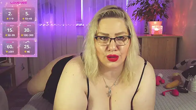 AngelinaGlam online show from 02.12.25