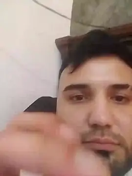 Snapshot of SINUECASTILLO chatting on 12.18.24 SINUECASTILLO online show from 12.18.24