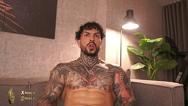 Snapshot of mariano_costa chatting on 06.19.26 mariano costa online show from 06.19.26