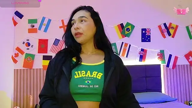Snapshot of DIOSA-HOT chatting on 06.26.26 DIOSA-HOT online show from 06.26.26