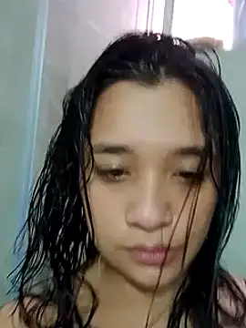 Snapshot of Cristal_moon1 chatting on 10.21.25 Cristal moon1 online show from 10.21.25