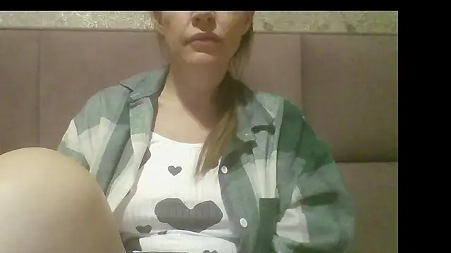 Sladkiegubki online show from 10.15.25