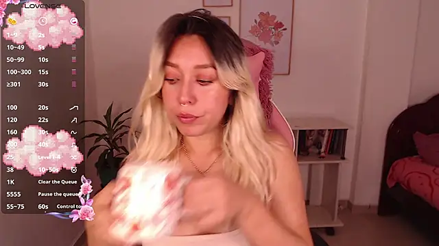 Dahlia  espresso online show from 09.22.25