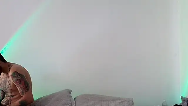 Snapshot of anika_lowen02 chatting on 01.11.25 anika lowen02 online show from 01.11.25