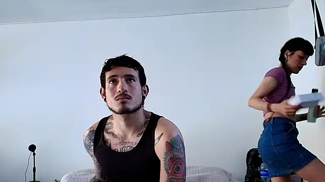 Snapshot of anika_lowen02 chatting on 01.21.25 anika lowen02 online show from 01.21.25