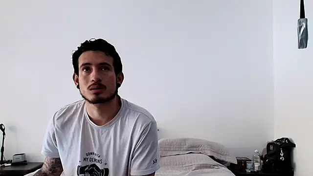 Snapshot of anika_lowen02 chatting on 01.24.25 anika lowen02 online show from 01.24.25