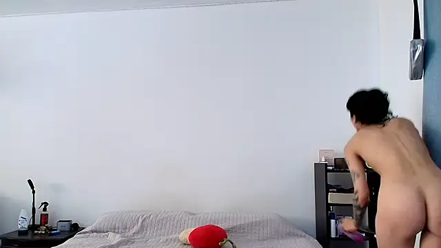 Snapshot of anika_lowen02 chatting on 02.17.25 anika lowen02 online show from 02.17.25