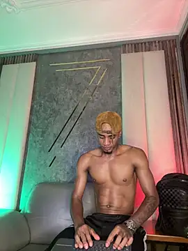 AaronCruz  online show from 02.06.26