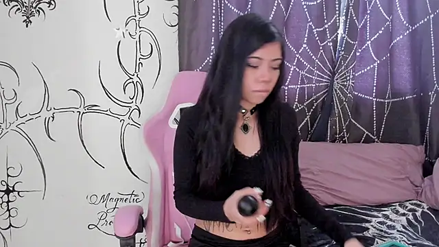AlyRoses online show from 06.17.26