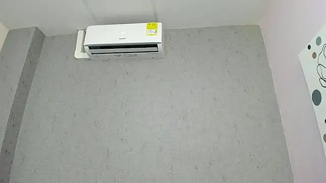 Tiffany mendez online show from 10.04.25