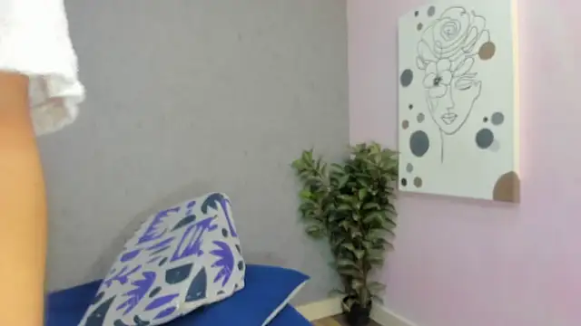 Tiffany mendez online show from 12.14.25