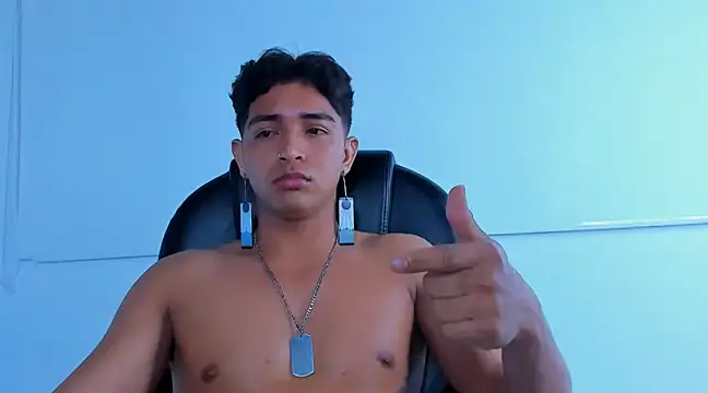 Snapshot of Muichiro_tokito1 chatting on 12.21.24 Muichiro tokito1 online show from 12.21.24