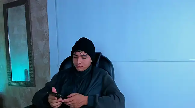 Snapshot of Muichiro_tokito1 chatting on 12.22.24 Muichiro tokito1 online show from 12.22.24