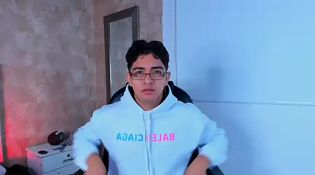 Snapshot of Muichiro_tokito1 chatting on 12.31.24 Muichiro tokito1 online show from 12.31.24