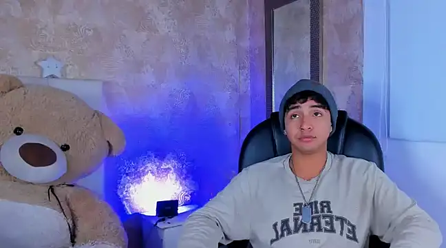 Snapshot of Muichiro_tokito1 chatting on 01.03.25 Muichiro tokito1 online show from 01.03.25