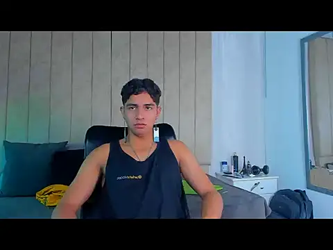 Snapshot of Muichiro_tokito1 chatting on 01.11.25 Muichiro tokito1 online show from 01.11.25