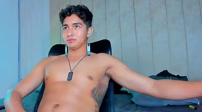 Snapshot of Muichiro_tokito1 chatting on 01.18.25 Muichiro tokito1 online show from 01.18.25