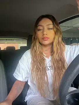 amanda-medrano1 online show from 03.13.25