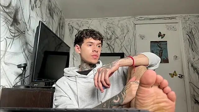 Saturno v online show from 01.17.25