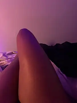 Snapshot of ReineNeferrti chatting on 02.04.25 ReineNeferrti online show from 02.04.25