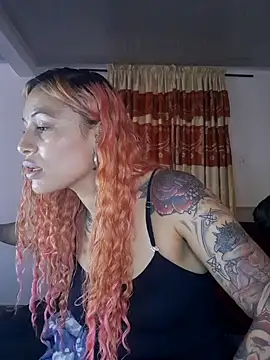 Snapshot of Sexy-Favgirl chatting on 01.23.25 Sexy-Favgirl online show from 01.23.25