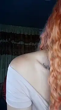 Snapshot of Sexy-Favgirl chatting on 02.26.25 Sexy-Favgirl online show from 02.26.25