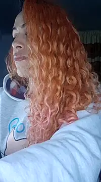 Snapshot of Sexy-Favgirl chatting on 03.06.25 Sexy-Favgirl online show from 03.06.25