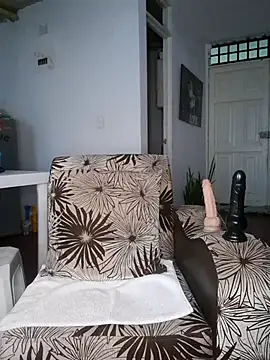 Snapshot of Sexy-Favgirl chatting on 09.08.25 Sexy-Favgirl online show from 09.08.25