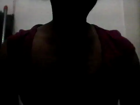 Snapshot of Liluzzi22 chatting on 11.07.25 Liluzzi22 online show from 11.07.25