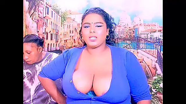 Snapshot of SexcGals chatting on 03.06.26 SexcGals online show from 03.06.26