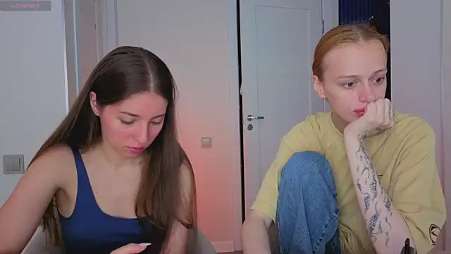 Snapshot of fcjuicy_pussy chatting on 07.10.26 fcjuicy pussy online show from 07.10.26