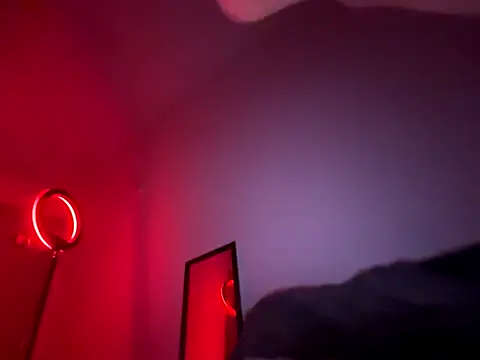 Snapshot of PointingPetrol chatting on 11.15.25 PointingPetrol online show from 11.15.25