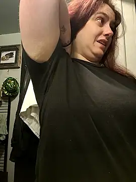 Snapshot of lilbishmiss chatting on 01.12.26 lilbishmiss online show from 01.12.26