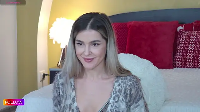 Sarah-Hart online show from 12.24.24