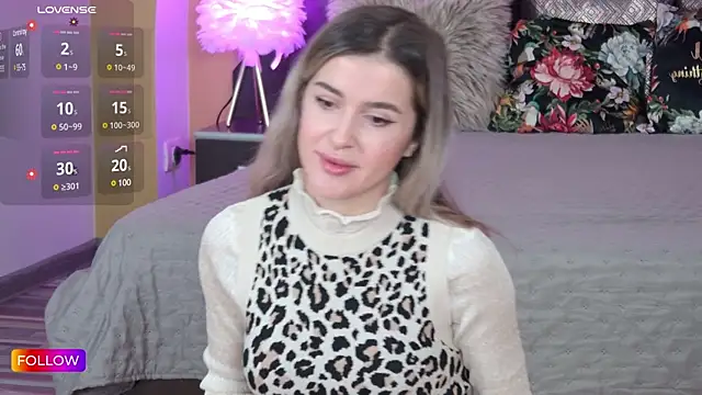 Sarah-Hart online show from 02.06.25