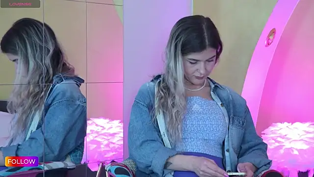 Sarah-Hart online show from 02.18.25