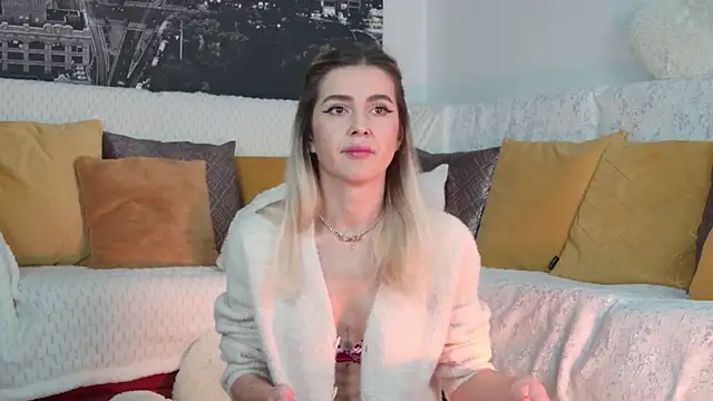 Sarah-Hart online show from 12.19.25