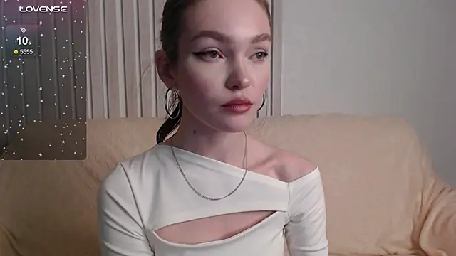 stellapayne1 online show from 11.27.25