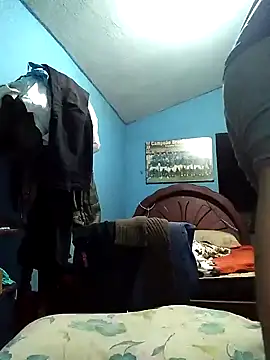 hugosafado333 online show from 02.13.25