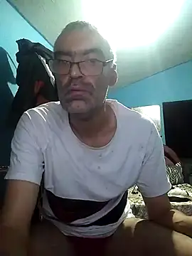 hugosafado333 online show from 03.16.25