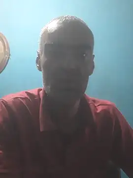 hugosafado333 online show from 10.19.25