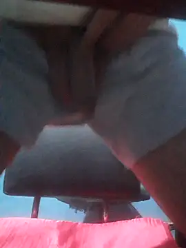 hugosafado333 online show from 10.25.25