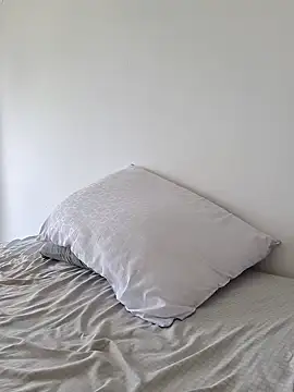 Snapshot of Yerucita chatting on 01.22.25 Yerucita online show from 01.22.25