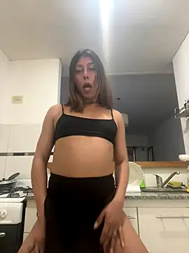 Snapshot of Yerucita chatting on 12.02.25 Yerucita online show from 12.02.25