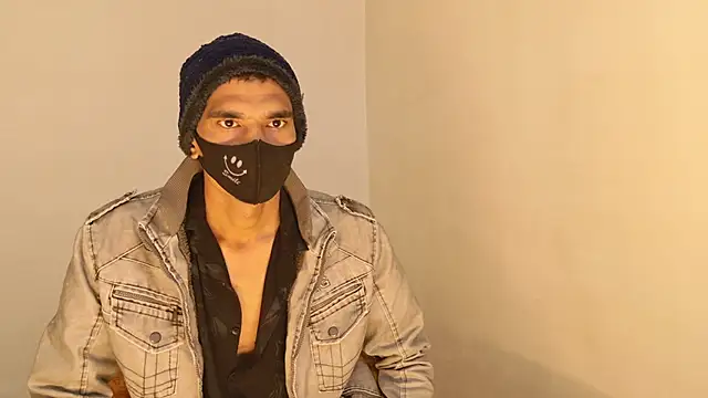 Snapshot of Habibi_big_b chatting on 01.15.26 Habibi big b online show from 01.15.26